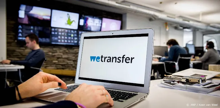 britse topman wetransfer stapt op en gaat terug naar huis