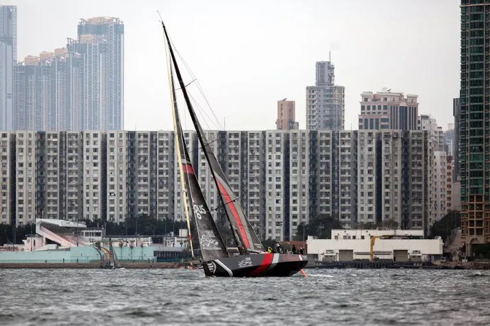 britse zeiler overboord in ocean race