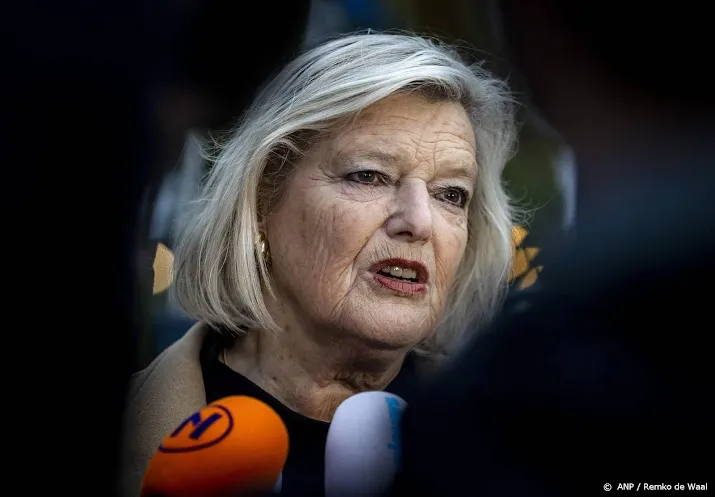 broekers gaat praten over problemen in ov bij ter apel