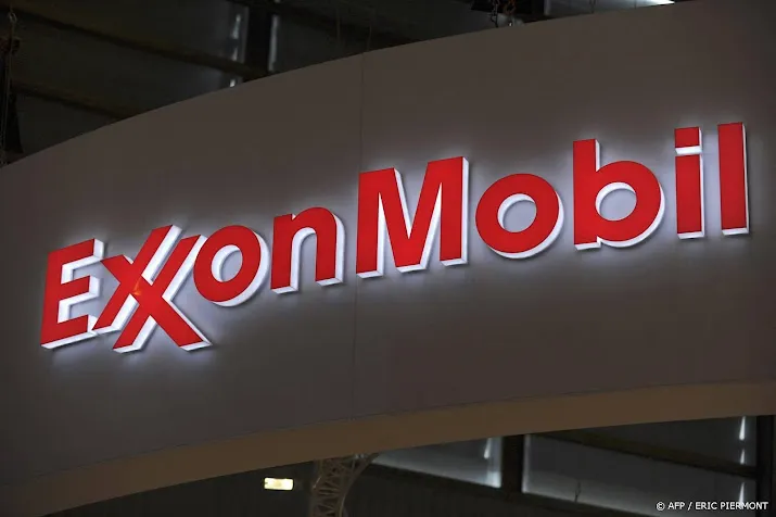 bronnen exxonmobil praat met autobouwers over levering lithium