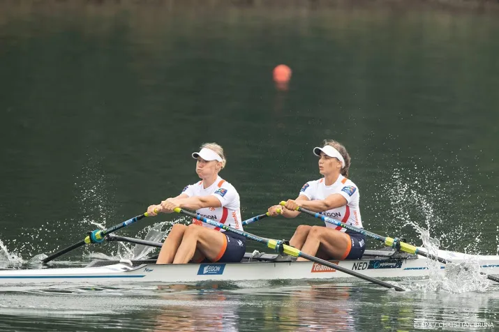 brons voor roeiduo scheenaard de jong op wk