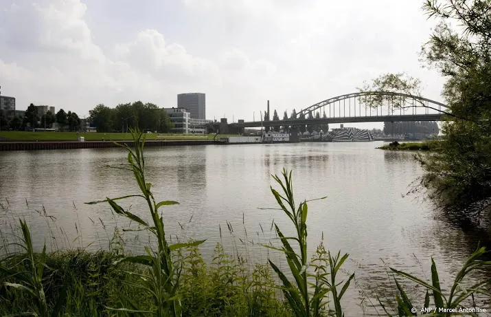 bruggen over waal en rijn bij nijmegen en arnhem weken dicht