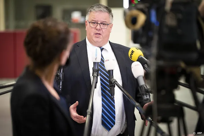 bruls boas moeten gewoon hun werk doen