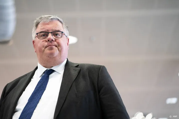 bruls vindt 75 000 opvangplekken flinke opgave maar het kan wel