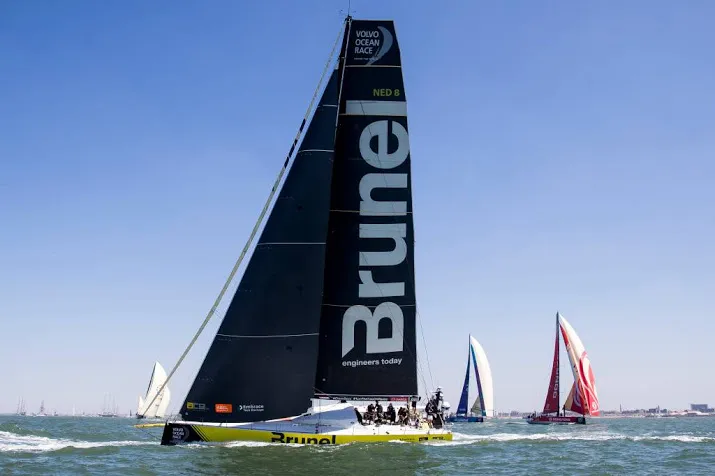 brunel wint afsluitende havenrace