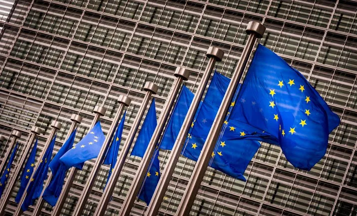 brussel onderzoekt boekingssystemen luchtvaart