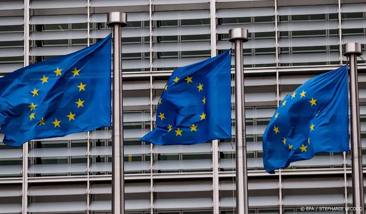 brussel onderzoekt luxemburgse belastingdeal