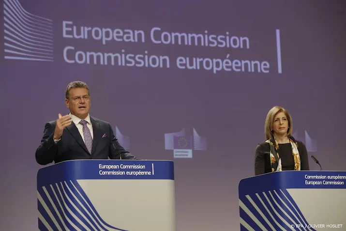 brussel reikt vk hand in conflict medicijnenaanvoer noord ierland