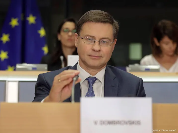 brussel waarschuwt voor woelige tijden