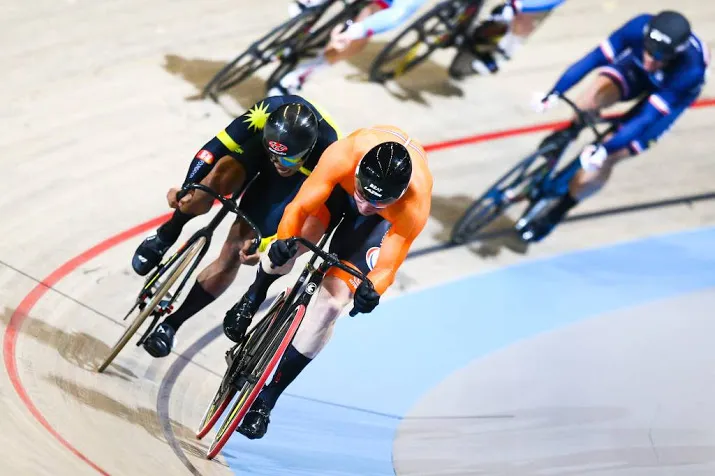 buchli rechtstreeks naar tweede ronde keirin