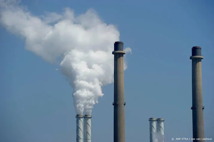 buitenlandse coronagolf raakt transportsector en industrie