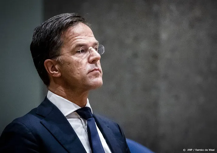 buitenlandse media roemen teflon mark om bescheiden aard