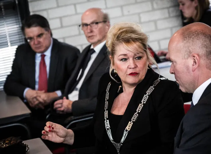 burgemeester baarle nassau fout met declaratie
