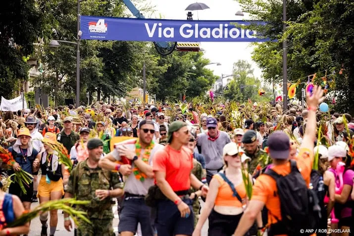 burgemeester bruls over intocht vierdaagse uitstekende sfeer