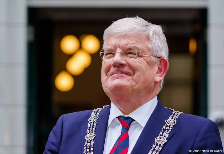 burgemeester den haag biedt excuses aan voor slavernijverleden