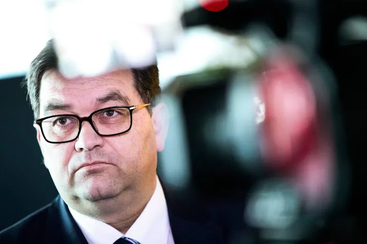 burgemeester landgraaf bezoekt plek incident