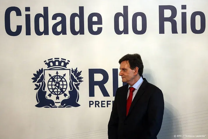burgemeester rio de janeiro geeft voetbalclubs meer tijd