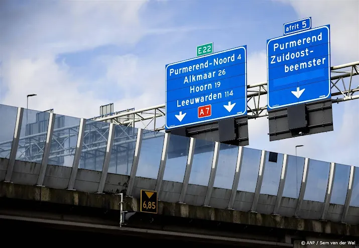 busbedrijven onterecht de dupe van afsluiten a7 vindt branche