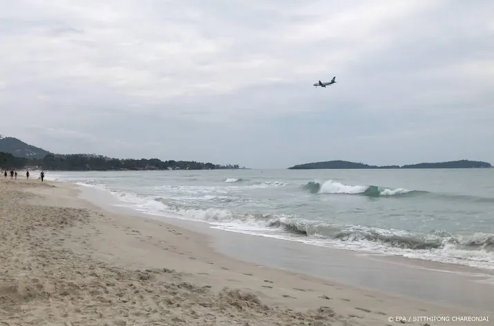 buza waarschuwt voor storm thailand