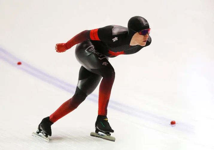 canadees fish schaatst wereldrecord op 10 km