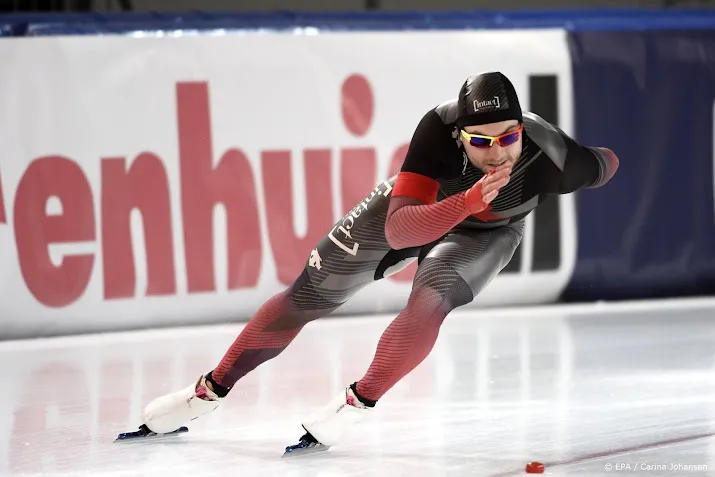 canadese schaatser dubreuil supersnel op 500 meter in calgary