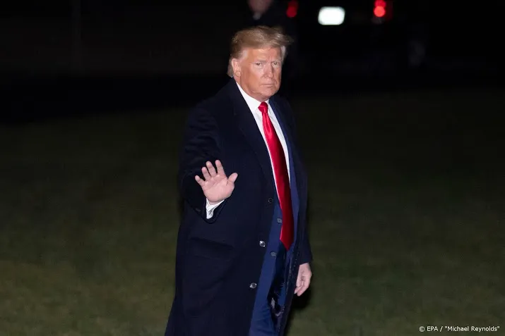 canadese zender knipt trump uit kerstfilm