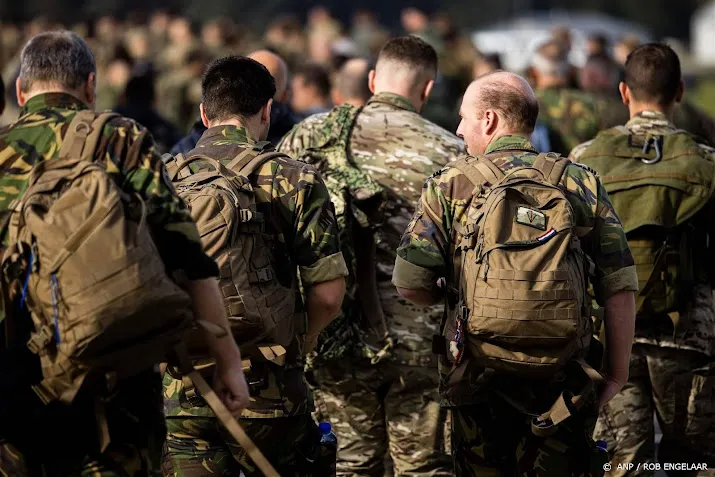 cao akkoord defensiepersoneel krijgt 7 procent meer loon