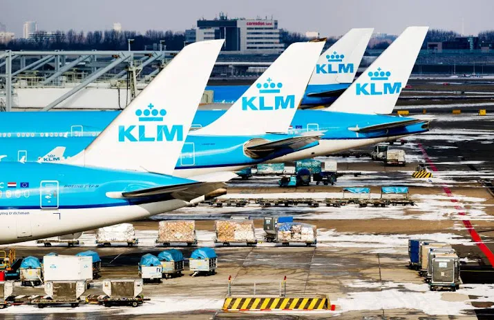 cao overleg klm en piloten in moeilijke fase