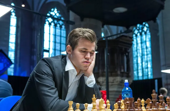 carlsen kraakt code anand in 76 zetten