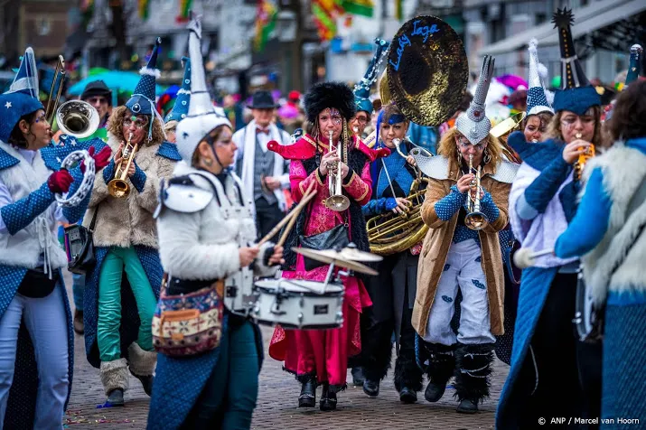 carnavalsoptochten in oss uitgesteld