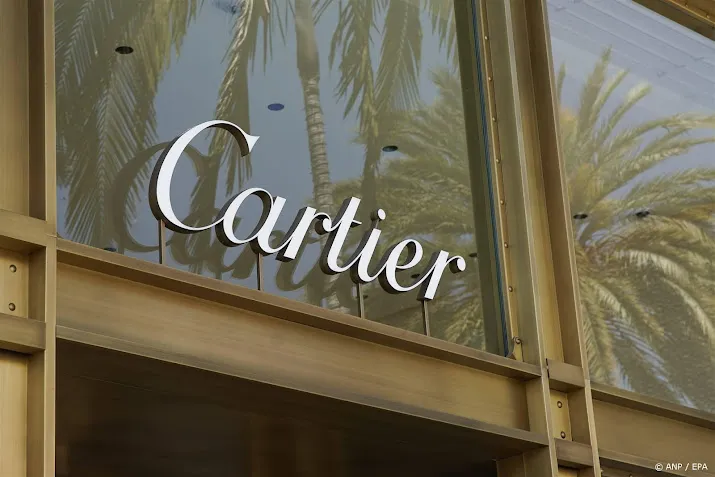 cartier eigenaar richemont verkoopt meer tijdens feestdagen