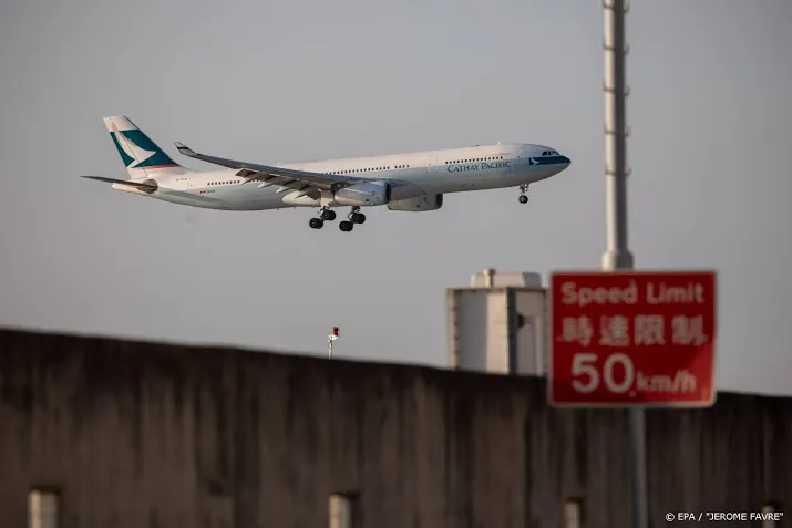 cathay verwacht substantieel verlies door coronavirus