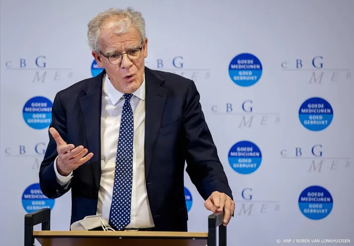 cbg deelt oordeel over astrazeneca geeft geen advies wat te doen