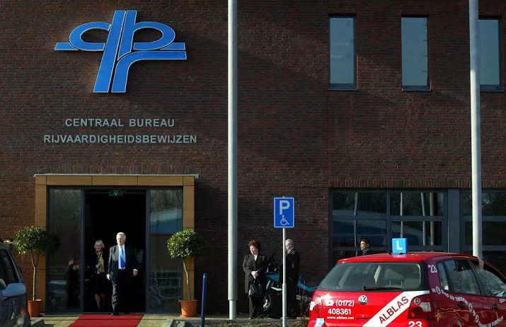 cbr check rijgeschiktheid duurt te lang