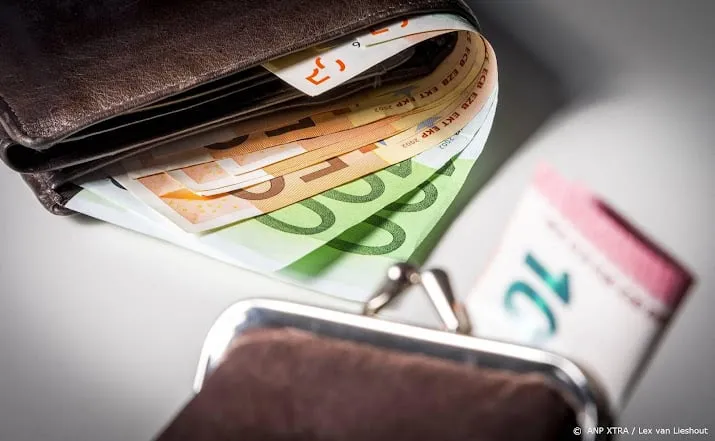 cbs aantal mensen dat bijstand ontving licht gedaald