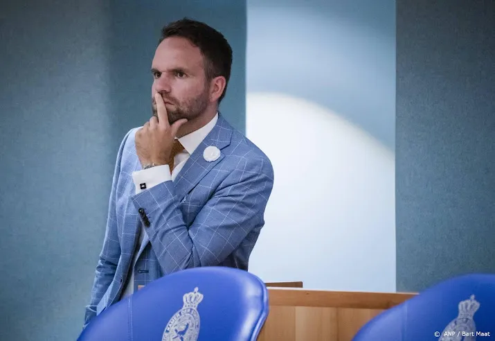 cda kamerlid boswijk blijft even thuis na protest boeren bij huis