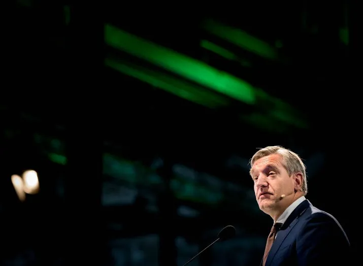 cda trotseert leden over rente studielening