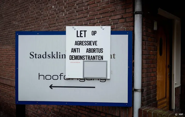 celstraf geeist wegens bedreigen abortusklinieken