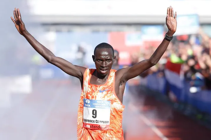 cherono loopt snelste marathon in nederland