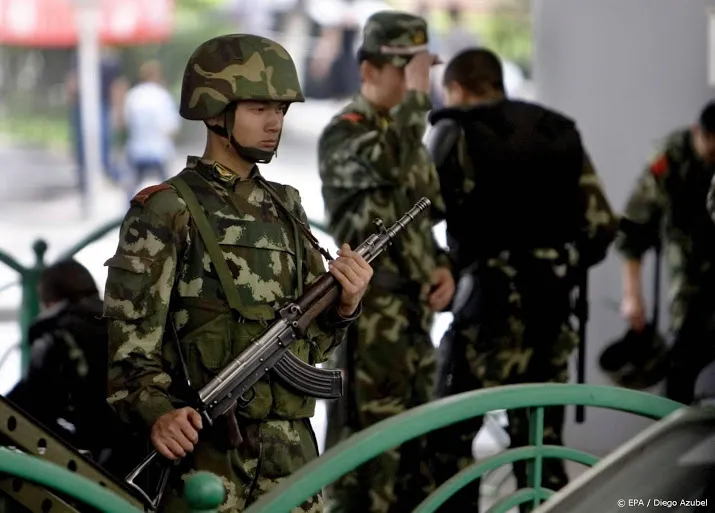 china dode dichter heyit leeft nog