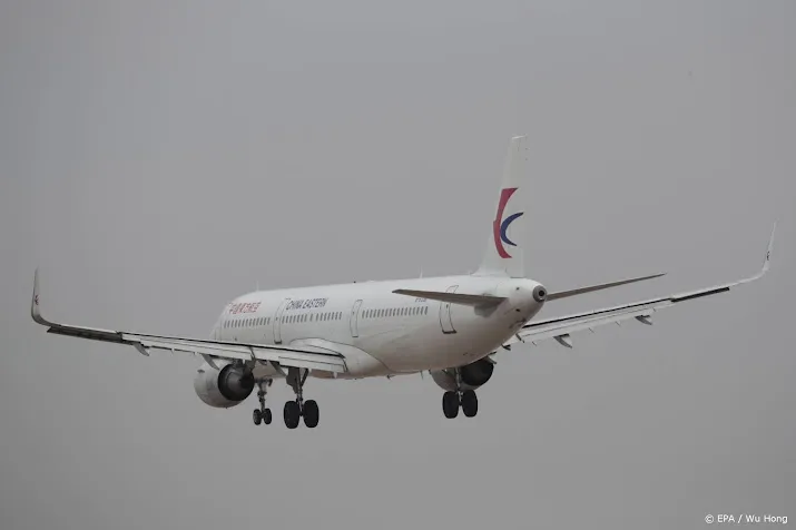 china eastern vliegt weer met type boeing van crash in maart