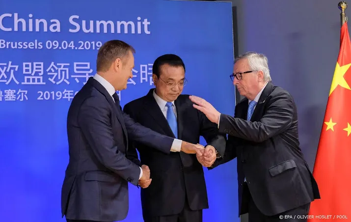china komt eu tegemoet op top in brussel
