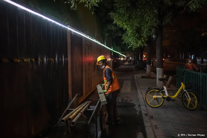 china mikt op 55 miljoen banen en betere arbeidsvoorwaarden