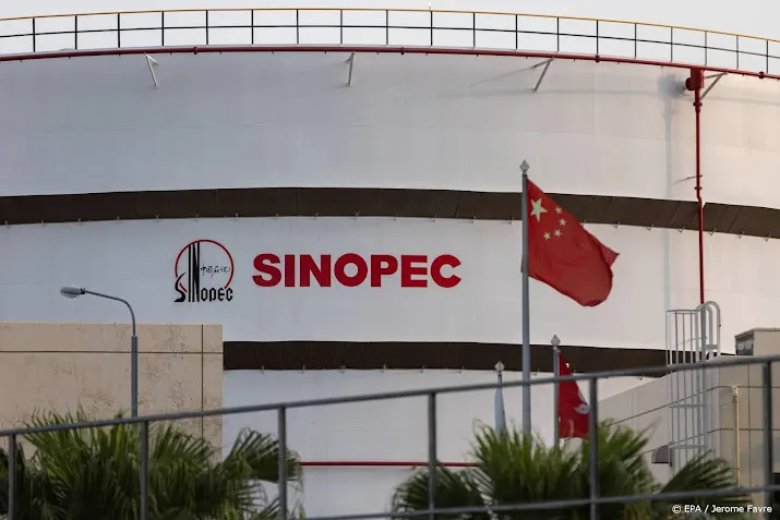 china sluit miljardendeal met qatar over jarenlange levering lng