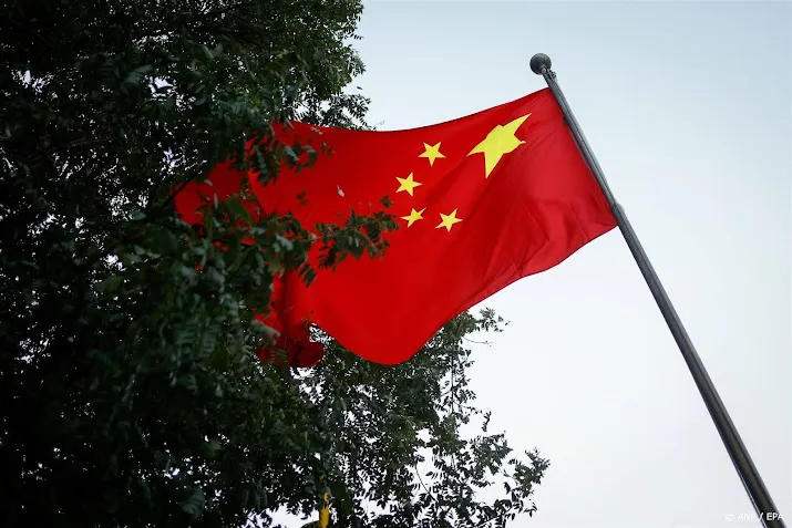 china stelt onderzoek in naar import franse cognac
