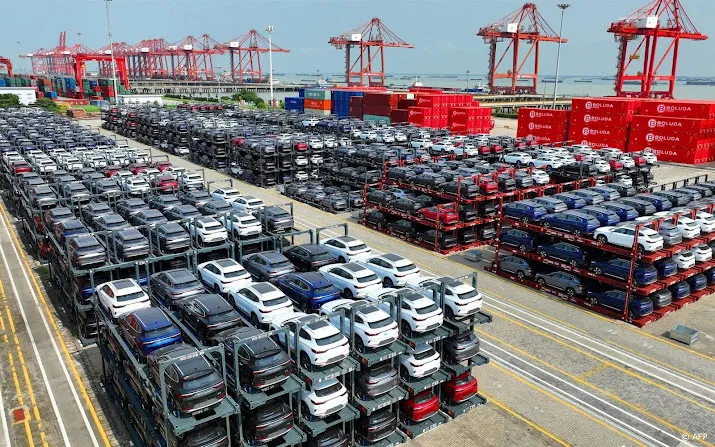 chinese byd verkoopt bijna evenveel autos als tesla