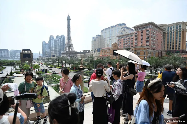 chinezen massaal op vakantie tijdens gouden week