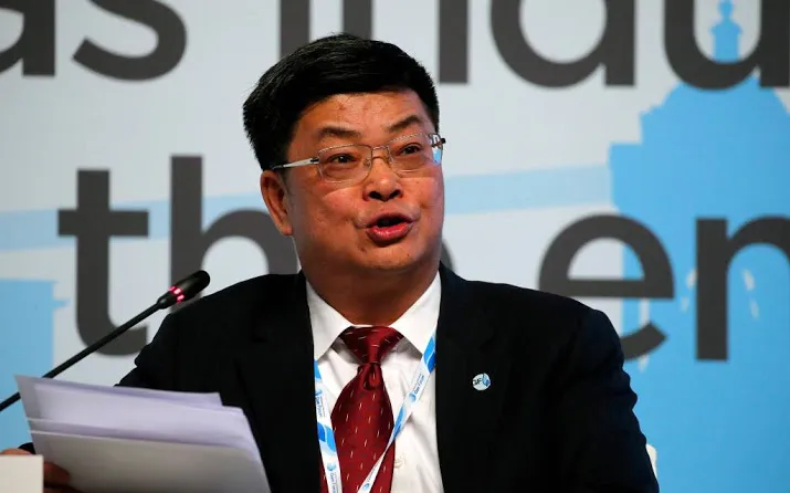 chinezen profiteren van iraanse sancties