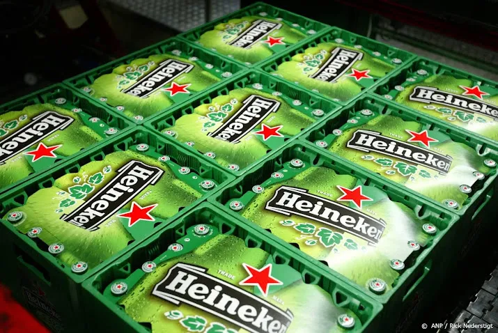 chipbedrijf asmi en bierbrouwer heineken fors omlaag in aex