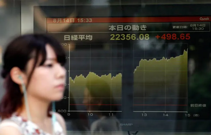 chipbedrijven drukken japanse beurs
